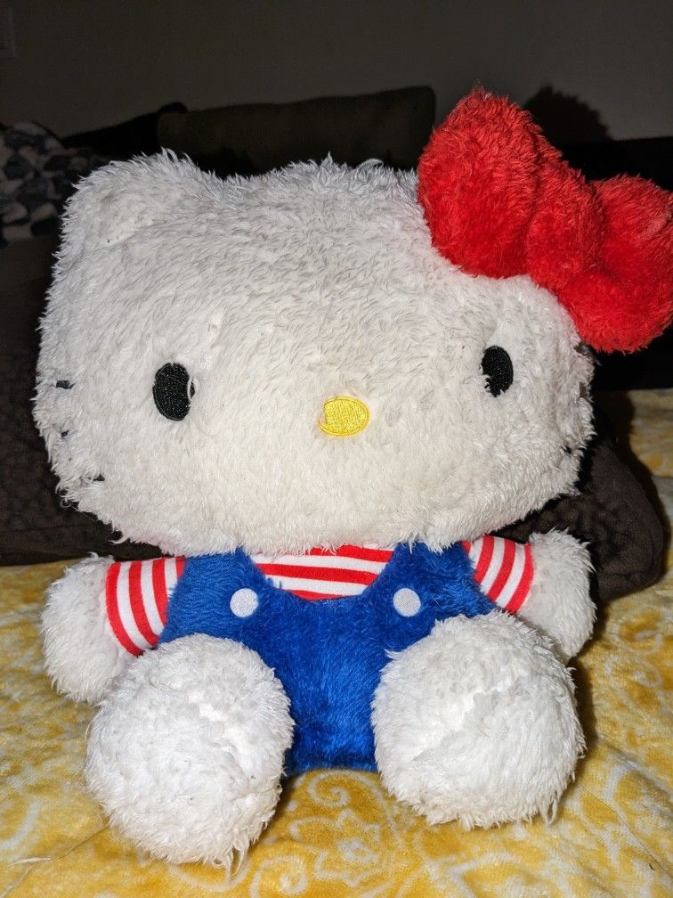 Hello Kitty Plushie