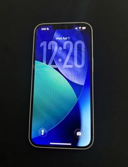 iPhone 16e