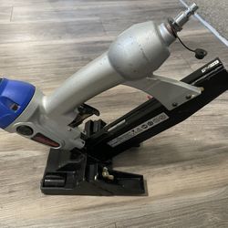 High Pro Flooring Stapler With Kit 