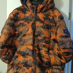 Tommy Hilfiger Camo Bubble Jacket