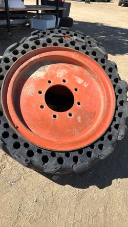 Bobcat Wheels Tires Complete Set