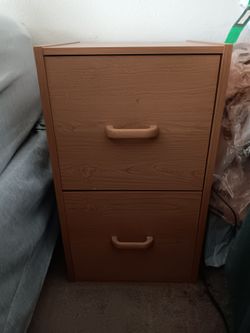 Night stand with 2 drawers