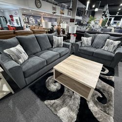 2 Pc Sofa And Loveseat 