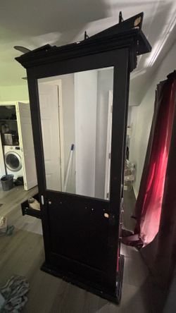 Hair salon styling station