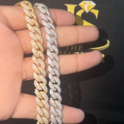 Cuban link bracelets Moissanite