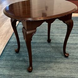Ethan Allen Georgian Court Round Side Table Accent End Table
