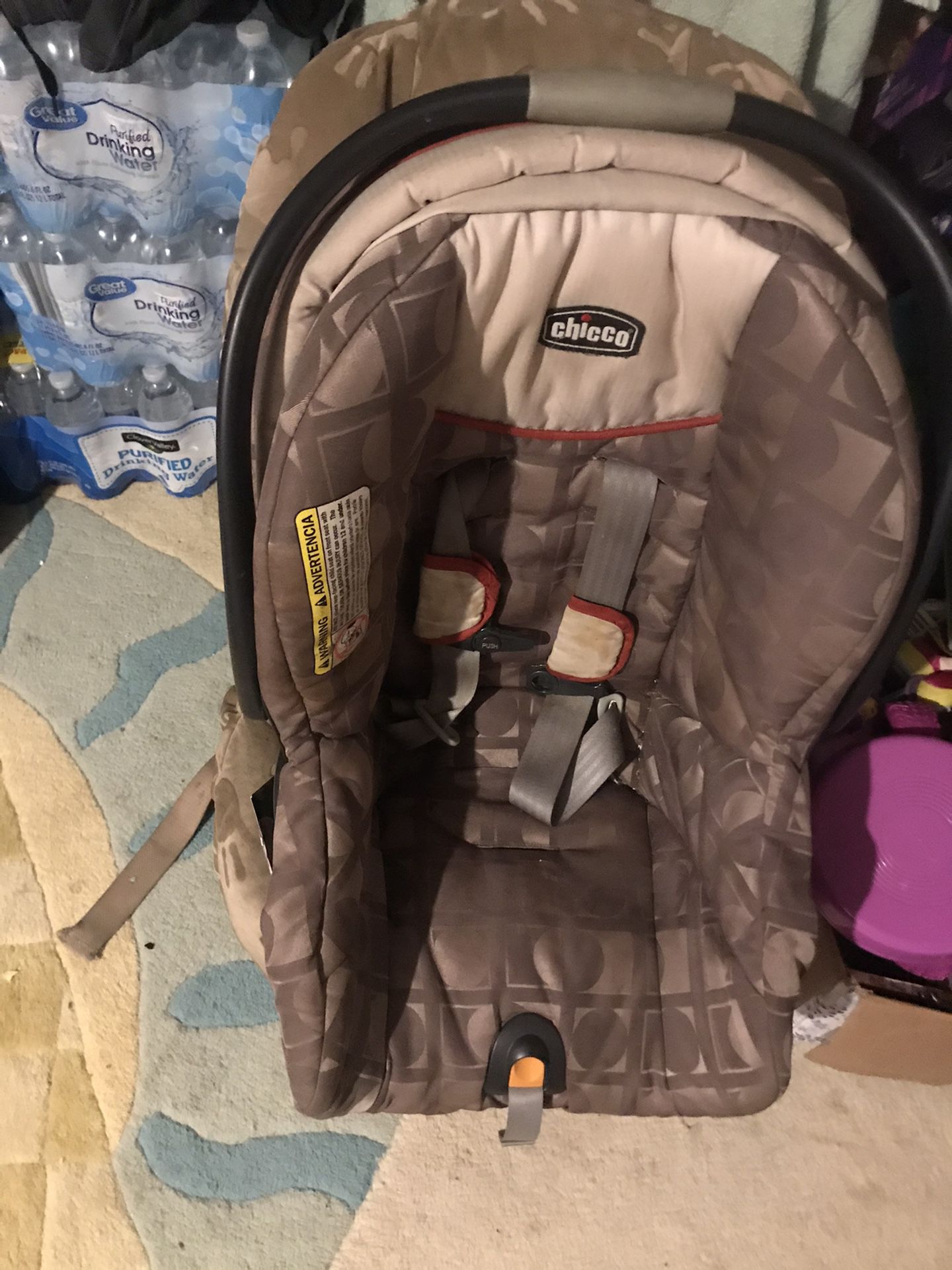 Baby car seats and two packs of diapers size 5 FREE!!
