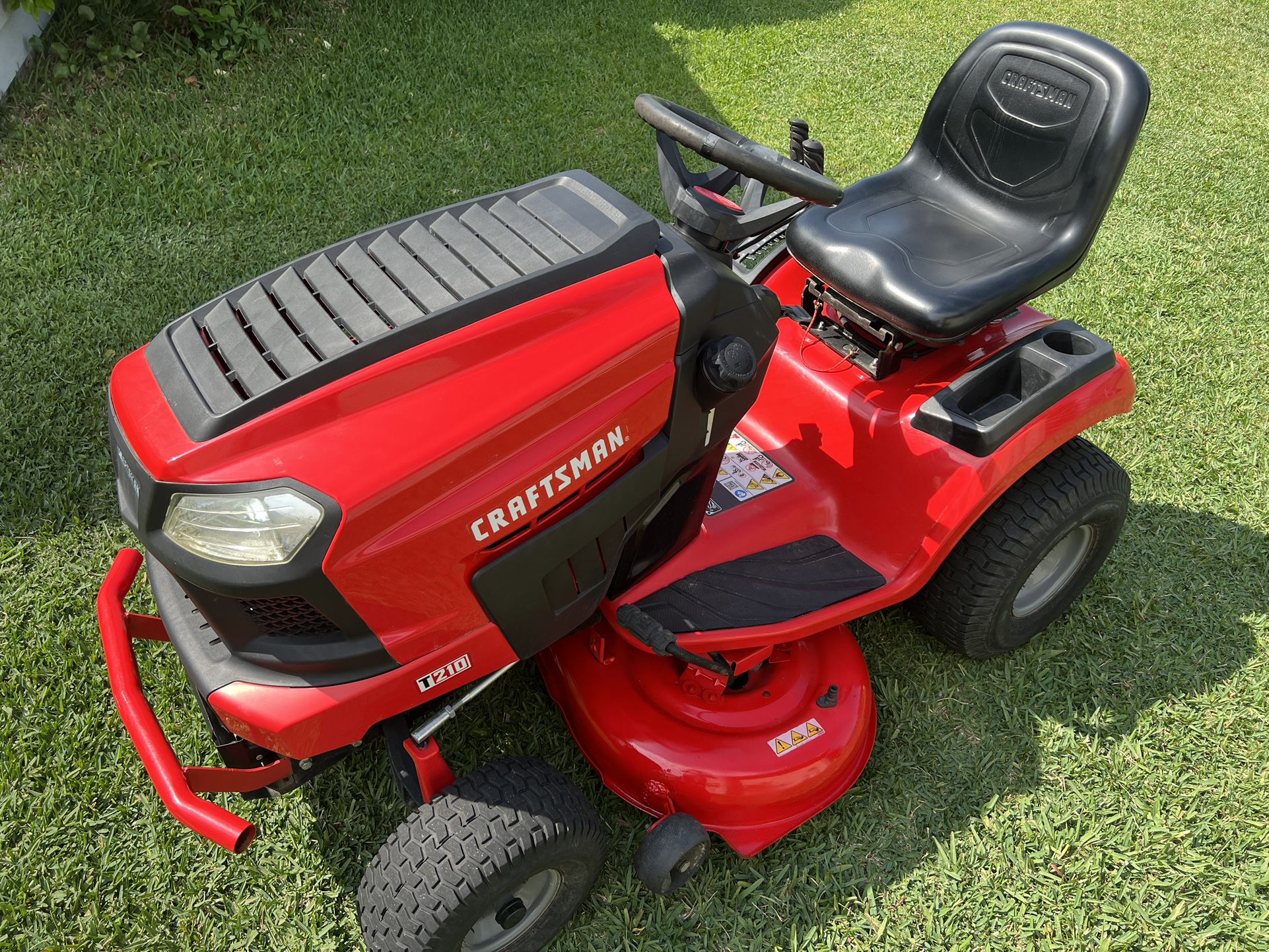 Riding Mower Like New Serviced Has Been Done 