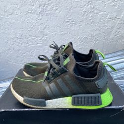 Star Wars Yoda adidas NMD R1 x Sz 6 
