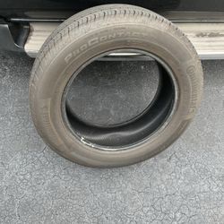 225/60/17. One Used Continental Pro Contact Great Tread On Tire.