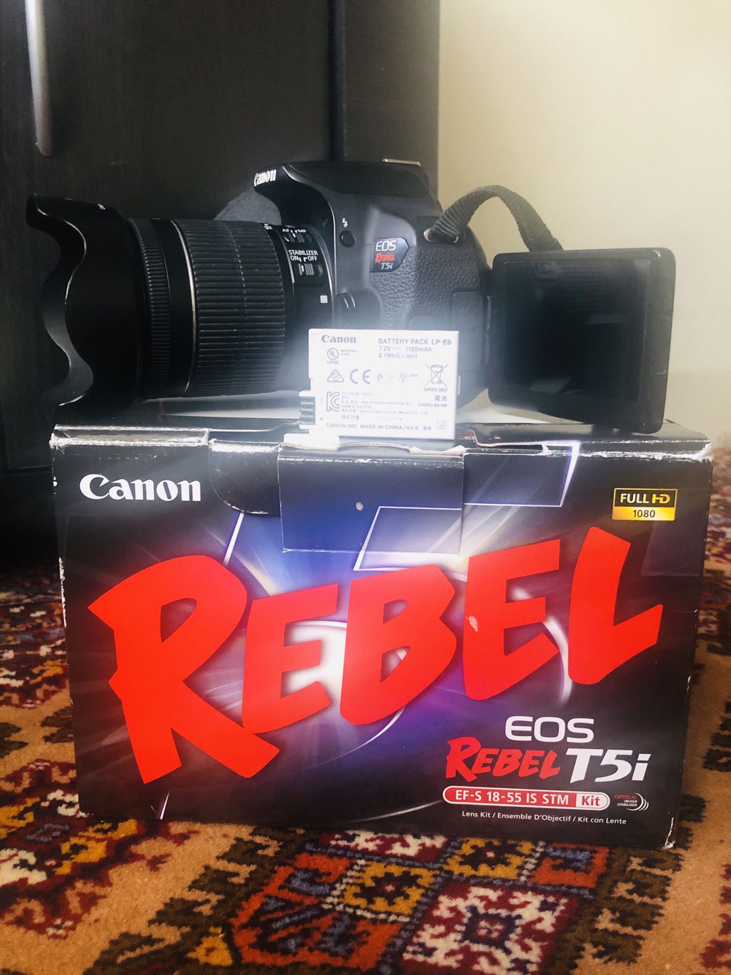 Canon t5i Full HD 1080 (trade with f frame welcome !!)