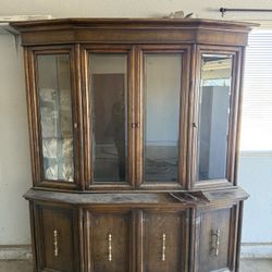 China Hutch   Lights Up - In Hesperia Now