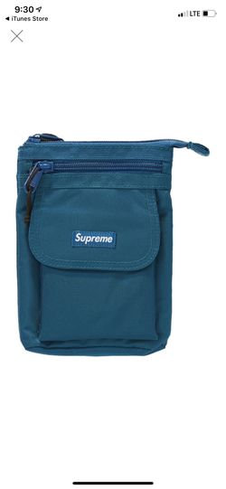 Supreme pouches got all 2 colors