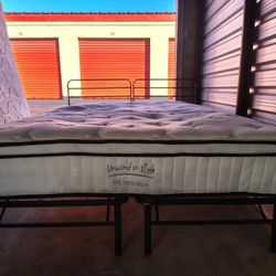 Queen Eurotop Mattress by H5 Innovative + Adjustable Platform Set (Delivery Option)