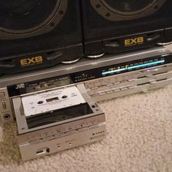 1980's JVC Home Stereo Spund System With Speakers Casette Tape Player Radio Amp Amplifier Receiver 