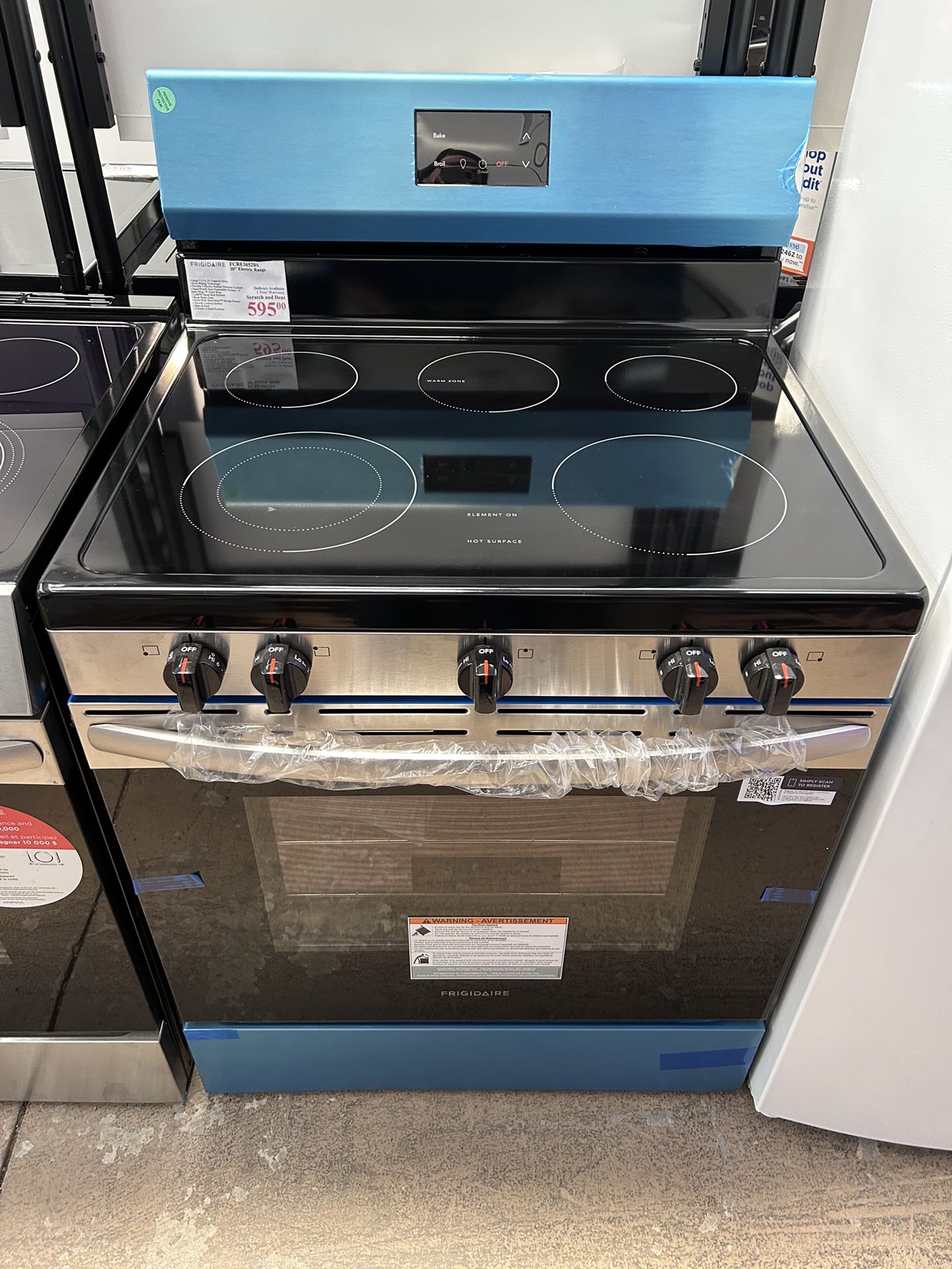 New! Frigidaire 30” Electric Range