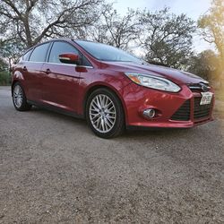 2012 ford focus se