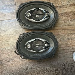 Two Used Kenwood Speakers 