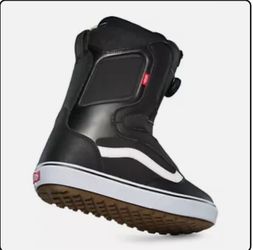 2023 Vans Aura OG  SizeS 11. 5