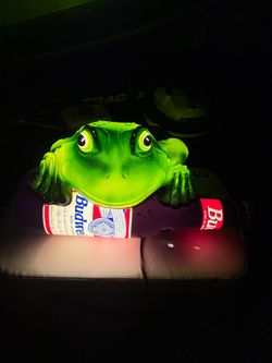 Budweiser Frog Light