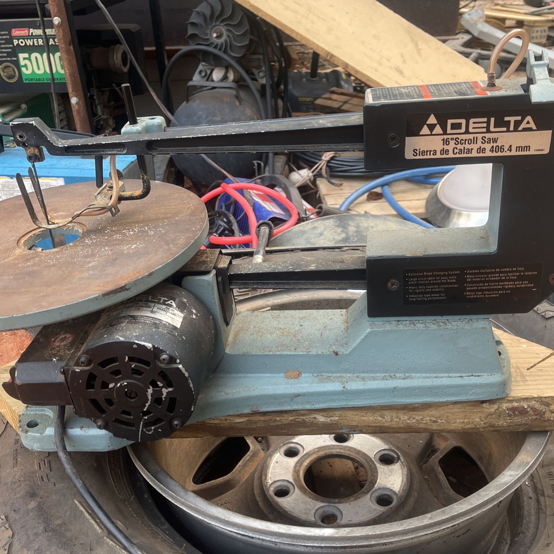 Delta 16” Electric Scroll Saw