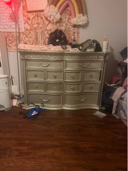Disney Princess Dresser