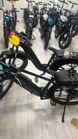 White or black Trekcraze Ebike clearance sale