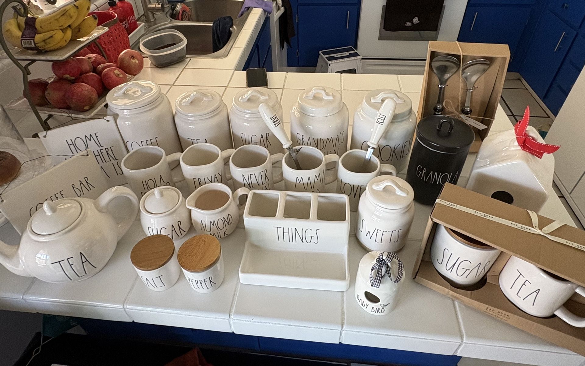 RAE DUNN Stuff