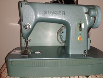 Vintage Sawing Machine