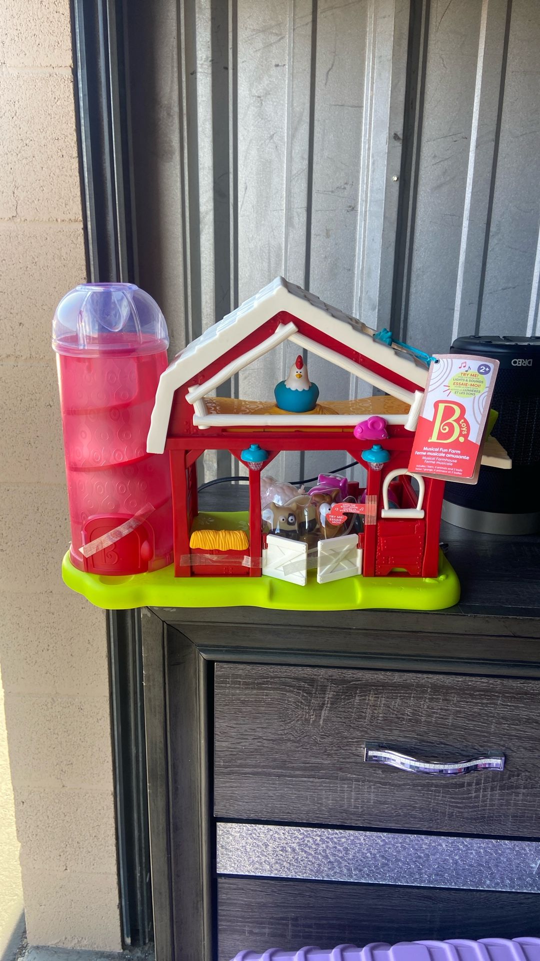 Toys Farmhouse Musical