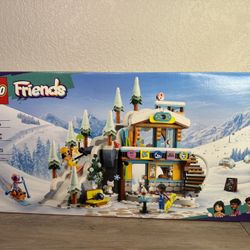New Lego Friends Ski Slope And Cafe Set
