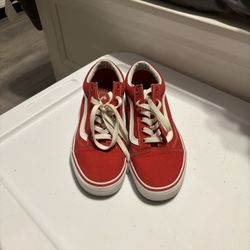 Women’s Vans Size 7. Red