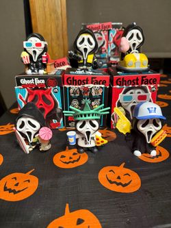 Ghostface mystery vinyl figures