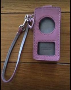 Coach Pink Ipod Nano Leather Case Wristlet Heart Charm