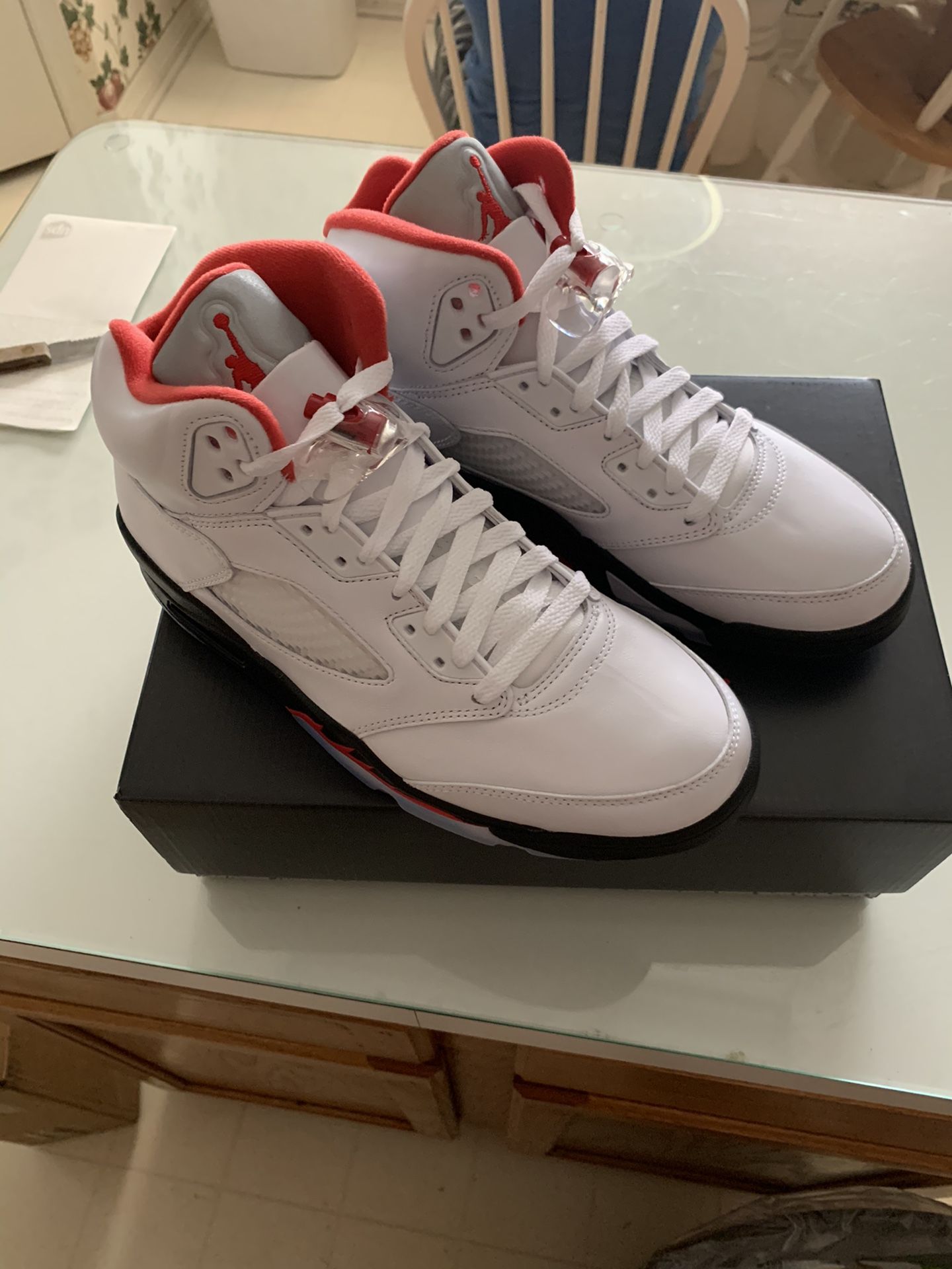 Jordan 5 Fire Red Size 8