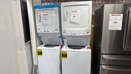 GE Stacked Washer Dryer Unit