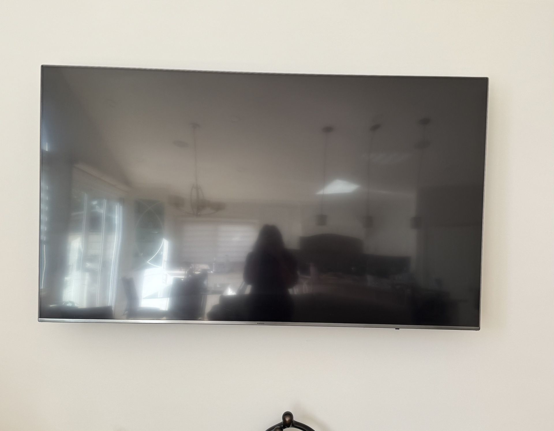 Free Samsung 75” QLED TV (Not Working)