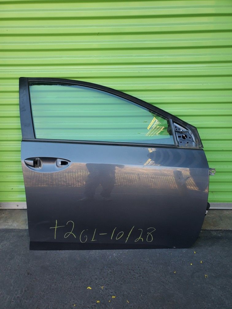 TOYOTA COROLLA PASSENGER DOOR 2014-2015-2016-2017-2018-2019
