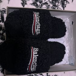 Balenciaga Slides