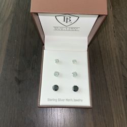 Diamonds earrings 