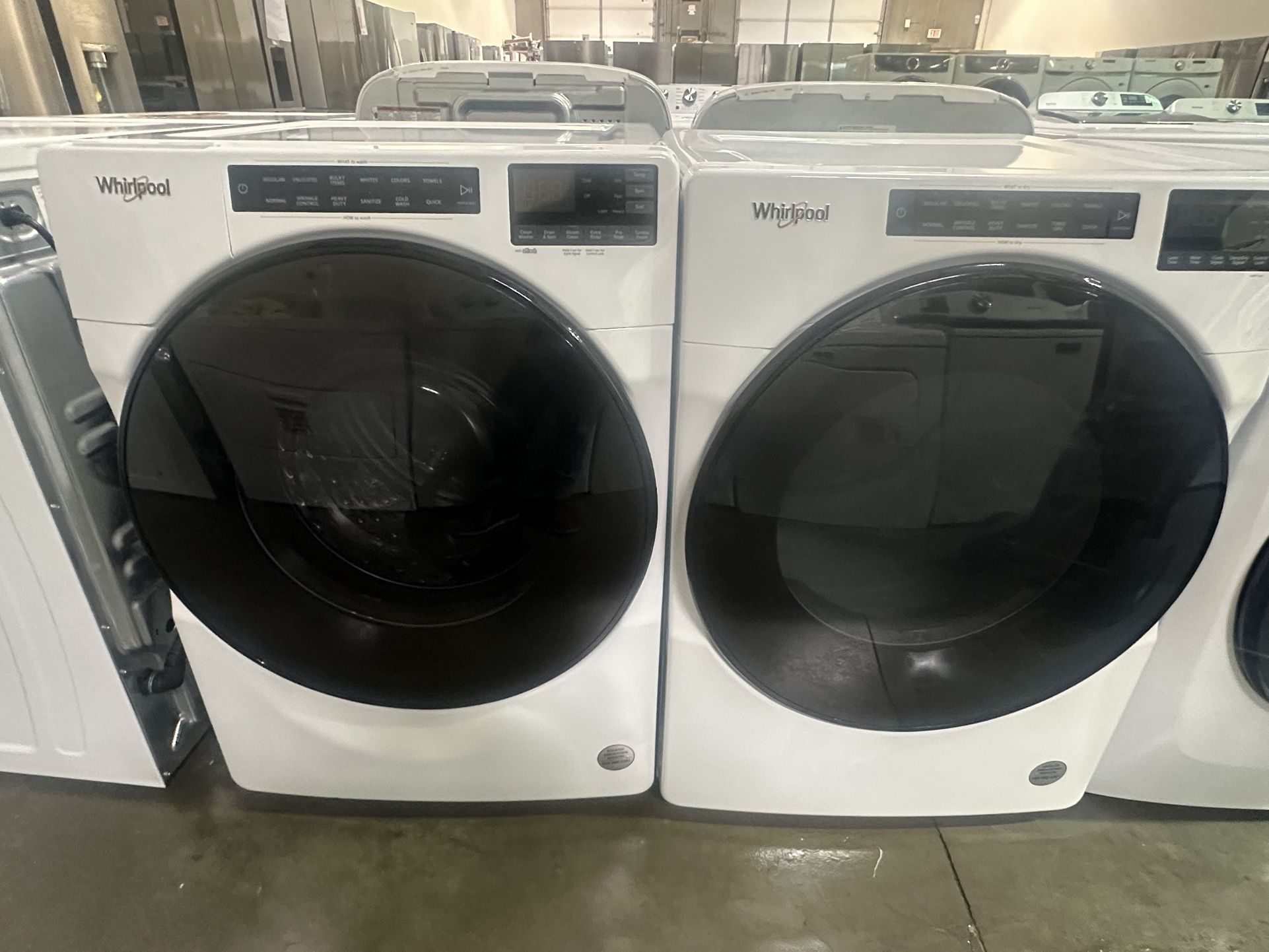 Whirlpool Washer And Dryer Electric New 1 Yr Warranty