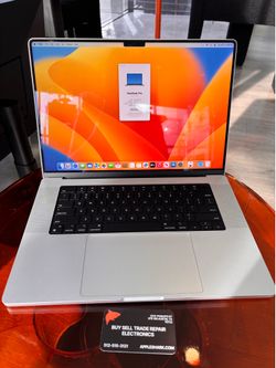 MacBook Pro 16” M1 Pro Chip 32GB RAM 512SSD ! 90 Day warranty! We offer financing.