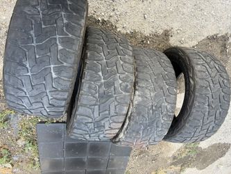 33x12.50 20R LT Toyo Open Country RT