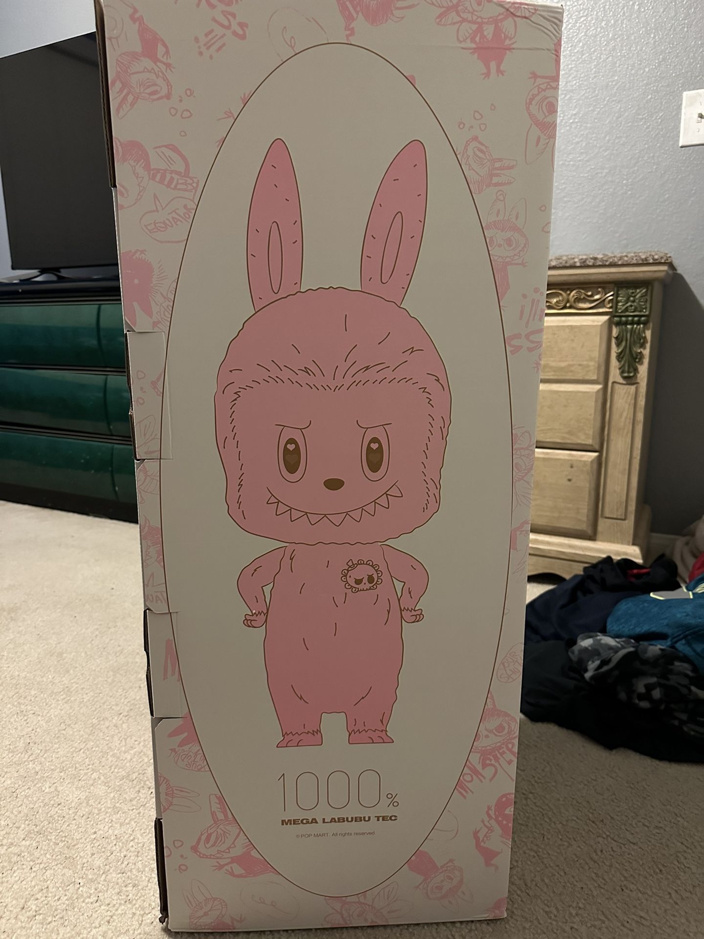 Mega Labubu 1000