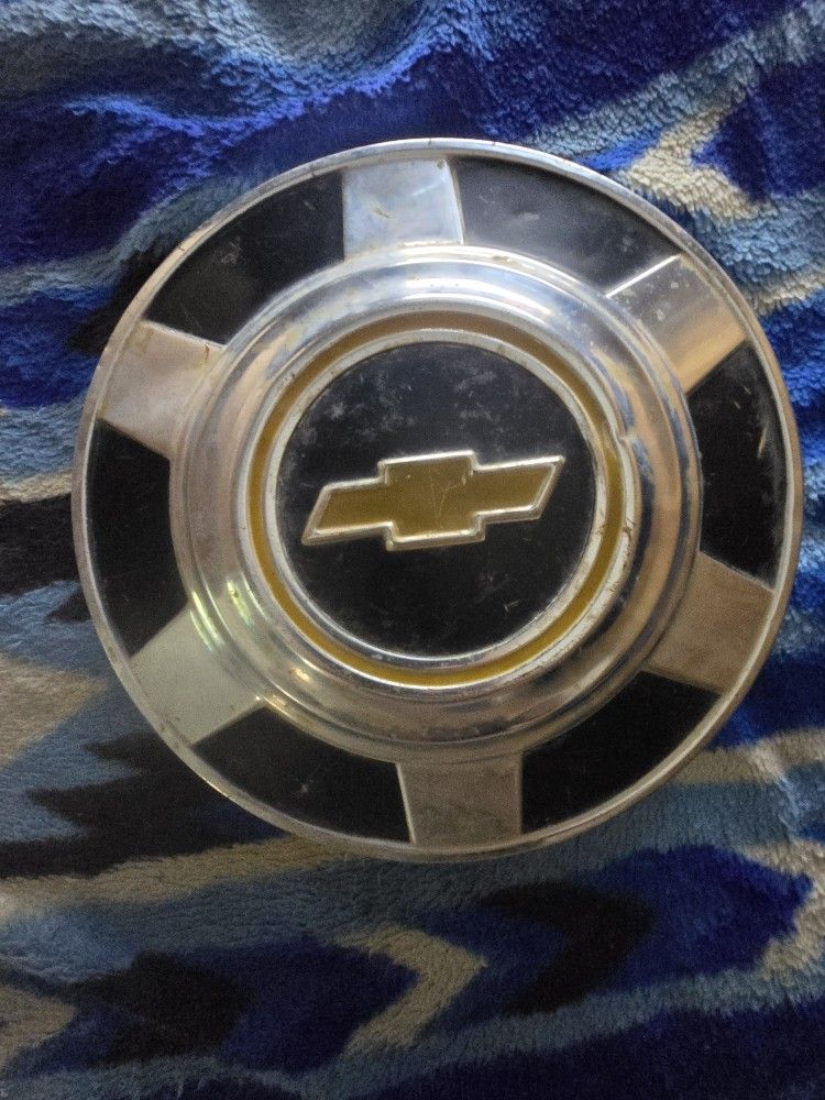 Hard To Find Chevy 3/4 TON 1TON Stock Hubcaos