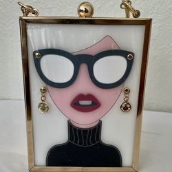 Retro 80’s Style Fashion Chic Shoulder/Crossbody Hard Frame Purse With Gold Chain