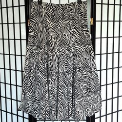 Chico's black & cream zebra print full swing style, midi skirt, Sz. 2 (L/12)