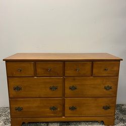 Ethan Allen 8 Drawer Dresser Solid Wood