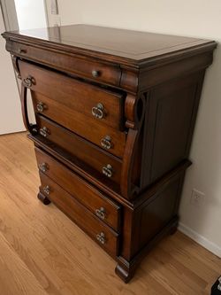 6 drawer wooden dresser