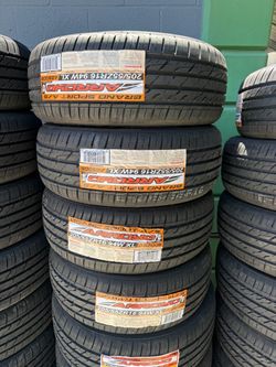 205/55r16 Arroyo tires nuevas con 50,000 millas de garantía las 4